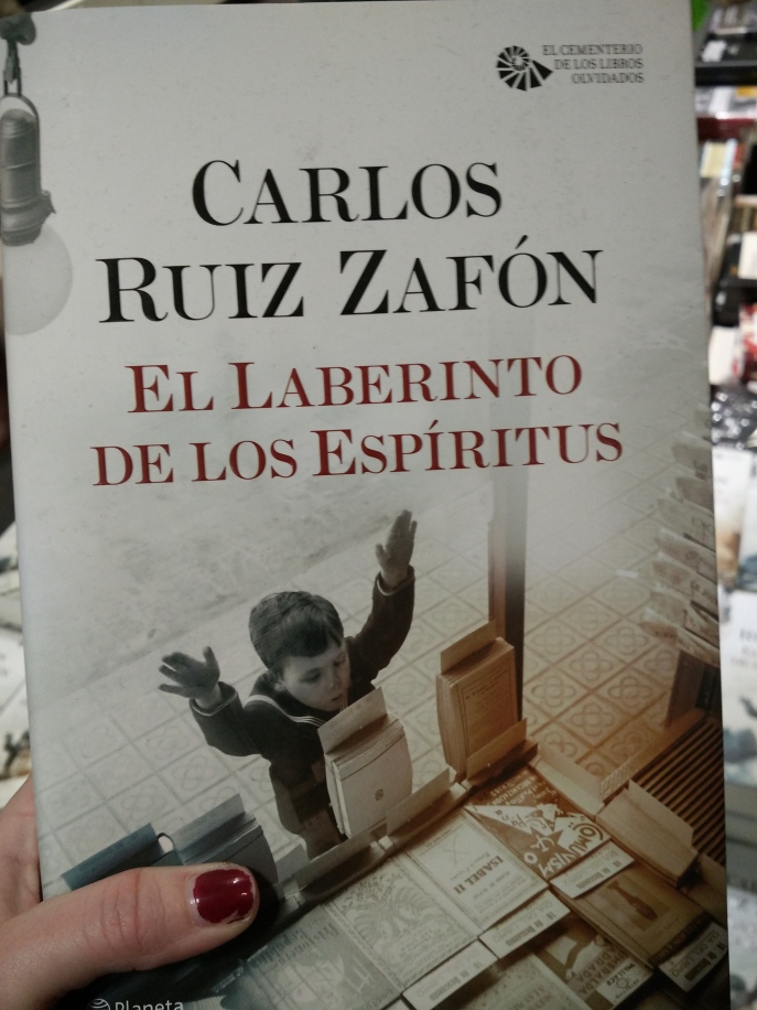 Carlos Ruíz Zafón, El laberinto de los espíritus, el cementerio de los libros olvidados